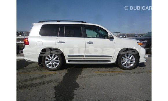 Buy Import 2013 Toyota Land Cruiser in Import - Dubai, Bandarban Buy Import 2013 Toyota Land Cruiser in Import - Dubai, Bandarban