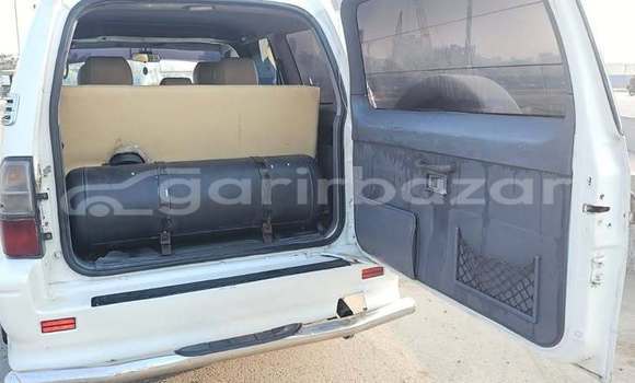 কেনা ব্যবহৃত Toyota land cruiser-prado White গাড়ী মধ্যে ঢাকা মধ্যে Dhaka কেনা ব্যবহৃত Toyota land cruiser-prado White গাড়ী মধ্যে ঢাকা মধ্যে Dhaka