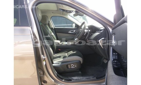 Buy Import 2018 Mercedes-Benz Range Rover in Import - Dubai, Bandarban Buy Import 2018 Mercedes-Benz Range Rover in Import - Dubai, Bandarban