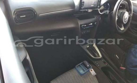 কিনুন ব্যবহৃত Toyota গাড়ী কিনুন ব্যবহৃত Toyota গাড়ী