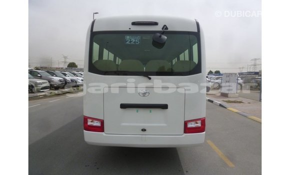 কেনা আমদানি Toyota Coaster White গাড়ী মধ্যে ইম্পোর্ট - দুবাই মধ্যে Bandarban কেনা আমদানি Toyota Coaster White গাড়ী মধ্যে ইম্পোর্ট - দুবাই মধ্যে Bandarban