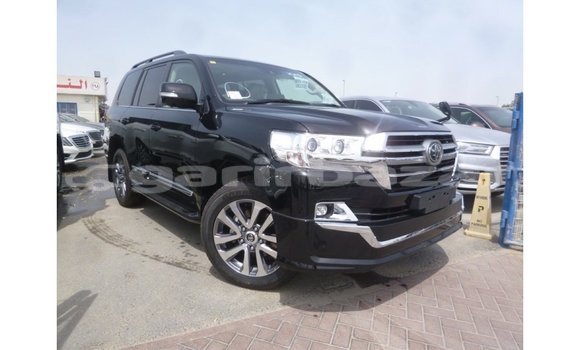 Buy Import 2019 Toyota Land Cruiser in Import - Dubai, Bandarban Buy Import 2019 Toyota Land Cruiser in Import - Dubai, Bandarban