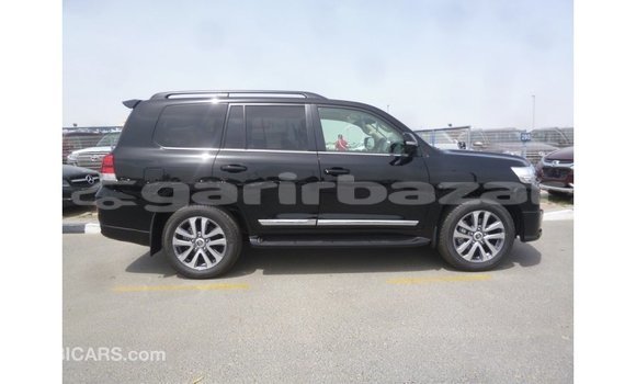 Buy Import 2019 Toyota Land Cruiser in Import - Dubai, Bandarban Buy Import 2019 Toyota Land Cruiser in Import - Dubai, Bandarban