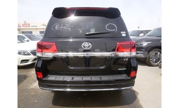 Buy Import 2019 Toyota Land Cruiser in Import - Dubai, Bandarban Buy Import 2019 Toyota Land Cruiser in Import - Dubai, Bandarban