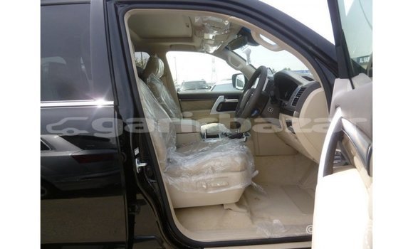 Buy Import 2019 Toyota Land Cruiser in Import - Dubai, Bandarban Buy Import 2019 Toyota Land Cruiser in Import - Dubai, Bandarban