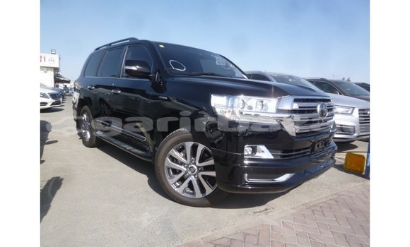 Buy Import 2017 Toyota Land Cruiser in Import - Dubai, Bandarban Buy Import 2017 Toyota Land Cruiser in Import - Dubai, Bandarban