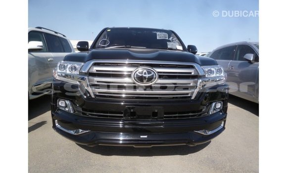 Buy Import 2017 Toyota Land Cruiser in Import - Dubai, Bandarban Buy Import 2017 Toyota Land Cruiser in Import - Dubai, Bandarban
