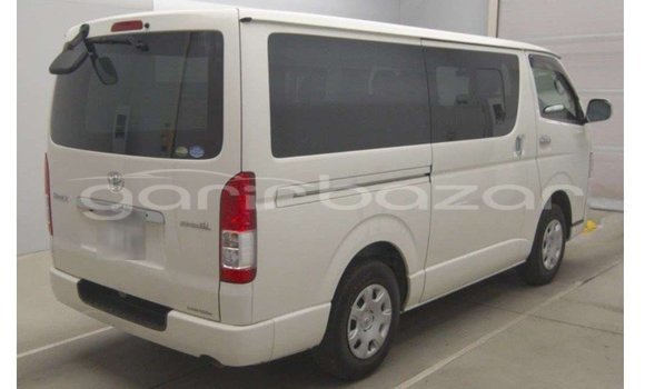 কেনা ব্যবহৃত Toyota Hiace White গাড়ী মধ্যে ঢাকা মধ্যে Dhaka কেনা ব্যবহৃত Toyota Hiace White গাড়ী মধ্যে ঢাকা মধ্যে Dhaka