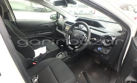 কেনা ব্যবহৃত Toyota Aqua Other গাড়ী মধ্যে ঢাকা মধ্যে Dhaka কেনা ব্যবহৃত Toyota Aqua Other গাড়ী মধ্যে ঢাকা মধ্যে Dhaka