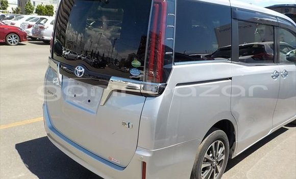 কেনা ব্যবহৃত Toyota Esquire Other গাড়ী মধ্যে ঢাকা মধ্যে Dhaka কেনা ব্যবহৃত Toyota Esquire Other গাড়ী মধ্যে ঢাকা মধ্যে Dhaka