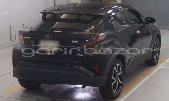 Buy Used 2018 Toyota CH-R in Dhaka, Dhaka Buy Used 2018 Toyota CH-R in Dhaka, Dhaka