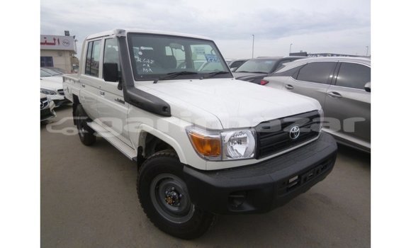 Buy Import 2019 Toyota Land Cruiser in Import - Dubai, Bandarban Buy Import 2019 Toyota Land Cruiser in Import - Dubai, Bandarban