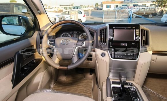 Buy Import 2019 Toyota Land Cruiser in Import - Dubai, Bandarban Buy Import 2019 Toyota Land Cruiser in Import - Dubai, Bandarban