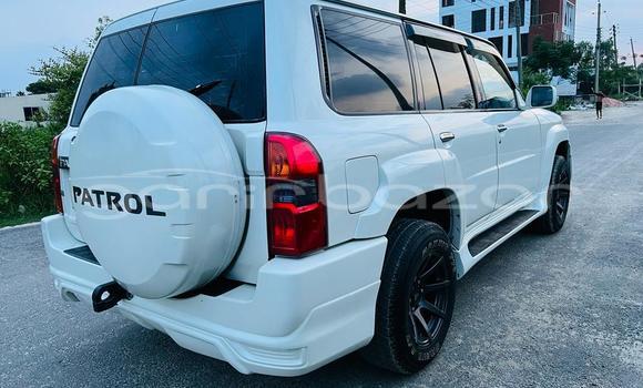 Buy Used 2009 Nissan Patrol in Dhaka, Dhaka Buy Used 2009 Nissan Patrol in Dhaka, Dhaka