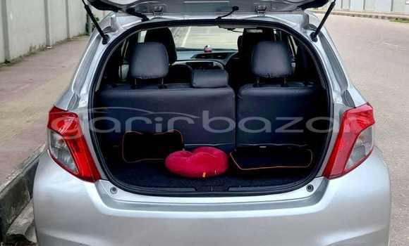 কেনা ব্যবহৃত Toyota Vitz Silver গাড়ী মধ্যে ঢাকা মধ্যে Dhaka কেনা ব্যবহৃত Toyota Vitz Silver গাড়ী মধ্যে ঢাকা মধ্যে Dhaka