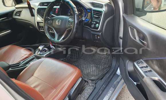 কেনা ব্যবহৃত Honda Grace Silver গাড়ী মধ্যে ঢাকা মধ্যে Dhaka কেনা ব্যবহৃত Honda Grace Silver গাড়ী মধ্যে ঢাকা মধ্যে Dhaka