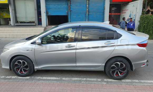 কেনা ব্যবহৃত Honda Grace Silver গাড়ী মধ্যে ঢাকা মধ্যে Dhaka কেনা ব্যবহৃত Honda Grace Silver গাড়ী মধ্যে ঢাকা মধ্যে Dhaka
