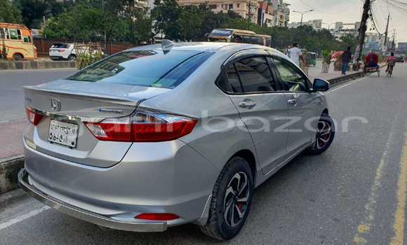 কেনা ব্যবহৃত Honda Grace Silver গাড়ী মধ্যে ঢাকা মধ্যে Dhaka কেনা ব্যবহৃত Honda Grace Silver গাড়ী মধ্যে ঢাকা মধ্যে Dhaka