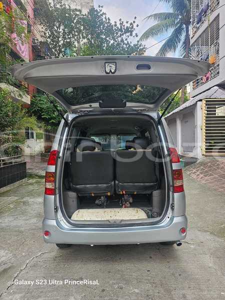 Big with watermark toyota noah dhaka dhaka 10260