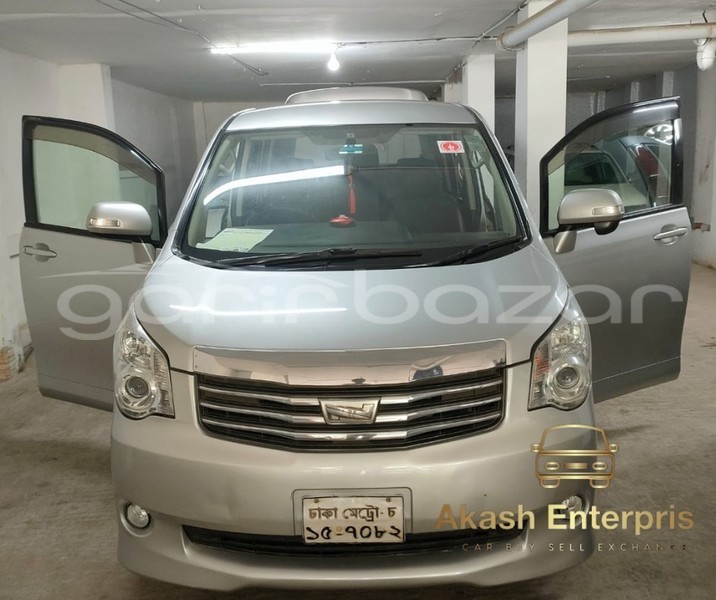 Big with watermark toyota noah dhaka dhaka 10273