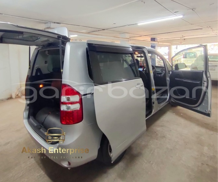 Big with watermark toyota noah dhaka dhaka 10273