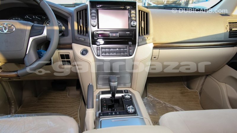 Big with watermark 9acf5980 0476 4058 b4e2 a72144954127