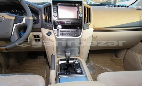 Buy Import 2019 Toyota Land Cruiser in Import - Dubai, Bandarban Buy Import 2019 Toyota Land Cruiser in Import - Dubai, Bandarban