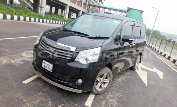 কেনা ব্যবহৃত Toyota Noah Black গাড়ী মধ্যে ঢাকা মধ্যে Dhaka কেনা ব্যবহৃত Toyota Noah Black গাড়ী মধ্যে ঢাকা মধ্যে Dhaka