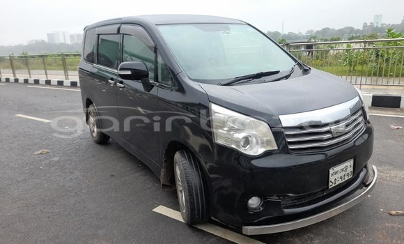 কেনা ব্যবহৃত Toyota Noah Black গাড়ী মধ্যে ঢাকা মধ্যে Dhaka কেনা ব্যবহৃত Toyota Noah Black গাড়ী মধ্যে ঢাকা মধ্যে Dhaka