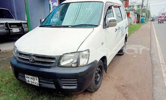 Buy Used 2017 Toyota Noha in Dhaka, Dhaka Buy Used 2017 Toyota Noha in Dhaka, Dhaka