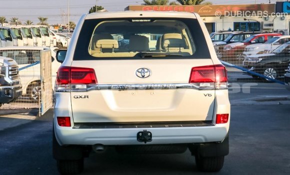 Buy Import 2019 Toyota Land Cruiser in Import - Dubai, Bandarban Buy Import 2019 Toyota Land Cruiser in Import - Dubai, Bandarban