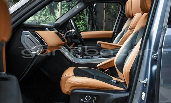 Buy Used 2016 Range Rover Range Rover in Dhaka, Dhaka Buy Used 2016 Range Rover Range Rover in Dhaka, Dhaka