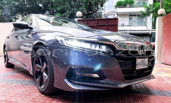 Buy Used 2018 Honda Accord in Dhaka, Dhaka Buy Used 2018 Honda Accord in Dhaka, Dhaka