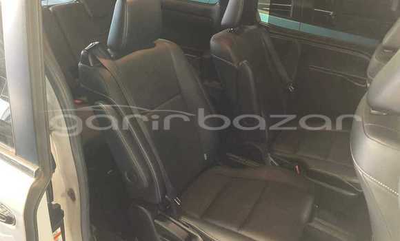 Buy Used 2017 Toyota Esquire in Dhaka, Dhaka Buy Used 2017 Toyota Esquire in Dhaka, Dhaka