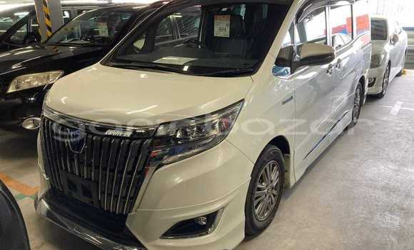 Buy Used 2017 Toyota Esquire in Dhaka, Dhaka Buy Used 2017 Toyota Esquire in Dhaka, Dhaka