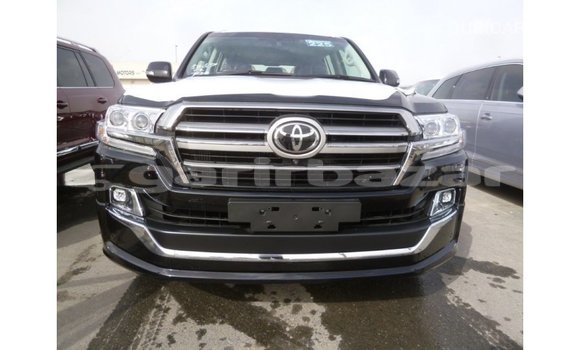 Buy Import 2019 Toyota Land Cruiser in Import - Dubai, Bandarban Buy Import 2019 Toyota Land Cruiser in Import - Dubai, Bandarban