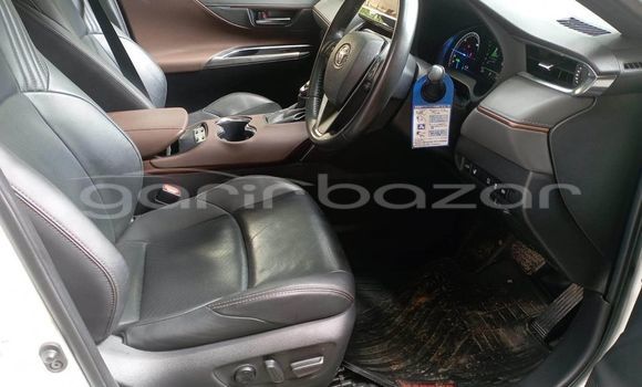 Buy Used 2016 Toyota Harrier in Dhaka, Dhaka Buy Used 2016 Toyota Harrier in Dhaka, Dhaka