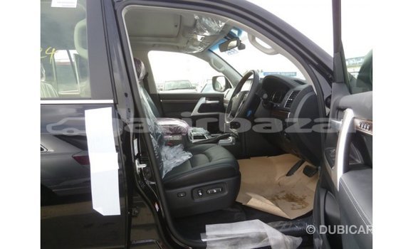 Buy Import 2019 Toyota Land Cruiser in Import - Dubai, Bandarban Buy Import 2019 Toyota Land Cruiser in Import - Dubai, Bandarban
