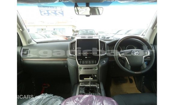 Buy Import 2019 Toyota Land Cruiser in Import - Dubai, Bandarban Buy Import 2019 Toyota Land Cruiser in Import - Dubai, Bandarban