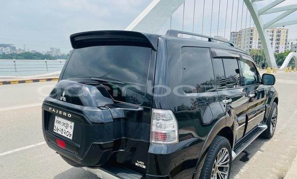Buy Used 2017 Mitsubishi Pajero in Dhaka, Dhaka Buy Used 2017 Mitsubishi Pajero in Dhaka, Dhaka