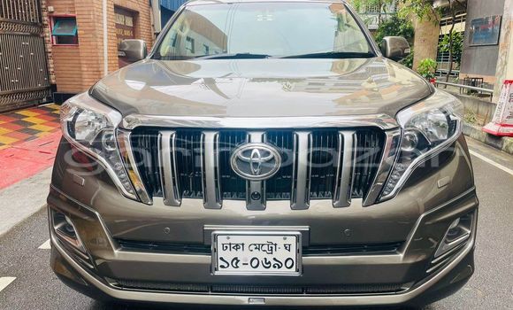 Buy Used 2018 Toyota Land cruiser prado in Dhaka, Dhaka Buy Used 2018 Toyota Land cruiser prado in Dhaka, Dhaka