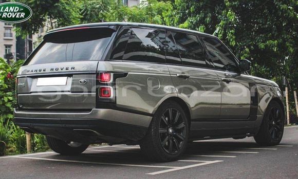 Buy Used 2017 Range Rover Evoque in Dhaka, Dhaka Buy Used 2017 Range Rover Evoque in Dhaka, Dhaka