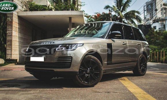 Buy Used 2017 Range Rover Evoque in Dhaka, Dhaka Buy Used 2017 Range Rover Evoque in Dhaka, Dhaka