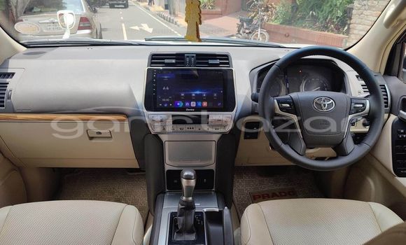 Buy Used 2018 Toyota Land cruiser prado in Dhaka, Dhaka Buy Used 2018 Toyota Land cruiser prado in Dhaka, Dhaka