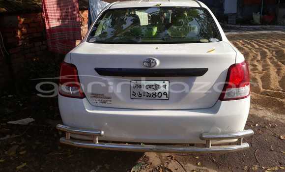 কেনা ব্যবহৃত Toyota Axio White গাড়ী মধ্যে ঢাকা মধ্যে Dhaka কেনা ব্যবহৃত Toyota Axio White গাড়ী মধ্যে ঢাকা মধ্যে Dhaka