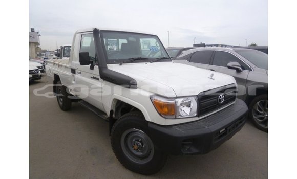 Buy Import 2019 Toyota Land Cruiser in Import - Dubai, Bandarban Buy Import 2019 Toyota Land Cruiser in Import - Dubai, Bandarban
