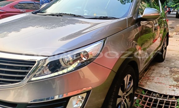 Buy Used 2011 Mercedes-Benz Sportage in Dhaka, Dhaka Buy Used 2011 Mercedes-Benz Sportage in Dhaka, Dhaka