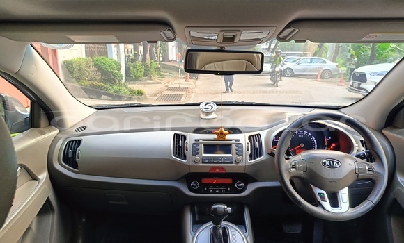 Buy Used 2011 Mercedes-Benz Sportage in Dhaka, Dhaka Buy Used 2011 Mercedes-Benz Sportage in Dhaka, Dhaka