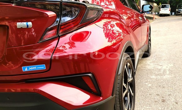 Buy Used 2018 Toyota C-hr in Dhaka, Dhaka Buy Used 2018 Toyota C-hr in Dhaka, Dhaka