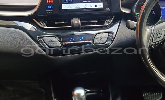 Buy Used 2018 Toyota C-hr in Dhaka, Dhaka Buy Used 2018 Toyota C-hr in Dhaka, Dhaka